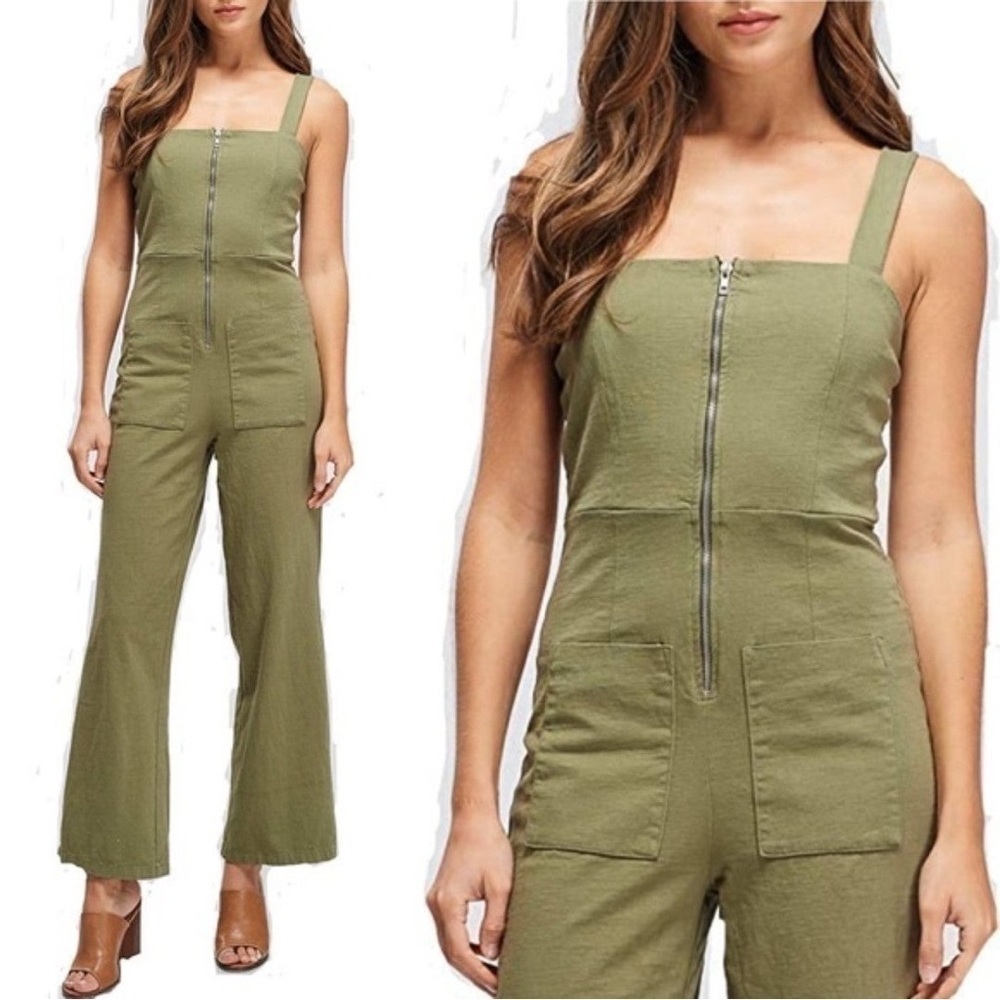 NWOT Anthropologie Maronie Women’s BLUE Front Zipper and Pockets Jumpsuit Size M